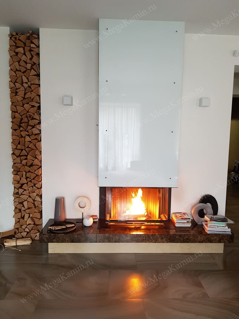 6. Камин встроенный трехсторонний топка "BRUNNER"