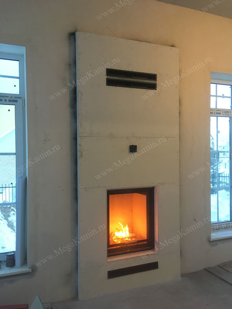 19. Камин встроенный прямое стекло топка "SPARTHERM"