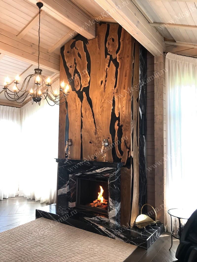 3. Портал из мрамора с отделкой деревом топка "АСТОВ"